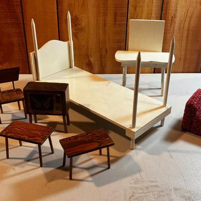 AWESOME! Wood Doll Furniture 