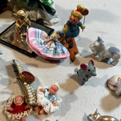 Miniatures; Dolls, Dogs, Cates. Etc. 