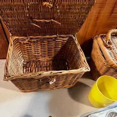 Doll Picnic Baskets, Tins, Coffee Pot 