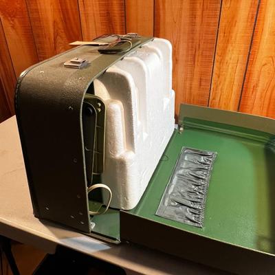 Bernina Record 730 Sewing Machine