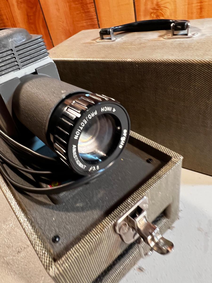 ARGUS Slide Projector with Case