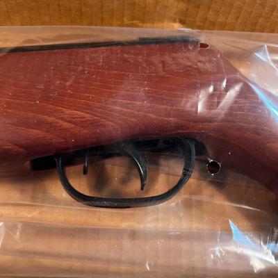 Gamo Air Riffle .177 Caliber NEW in the Box 