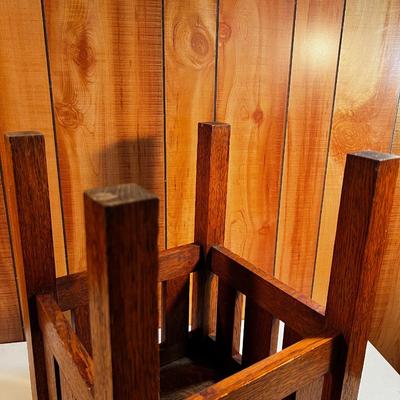 Small Arts and Crafts Mission Oak, Antique End Table 