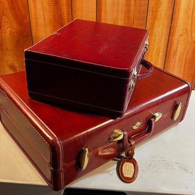 2 Brown Suitcases "Short Trips" 