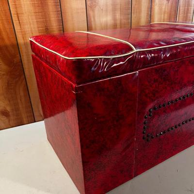 Vinal Trunk RED