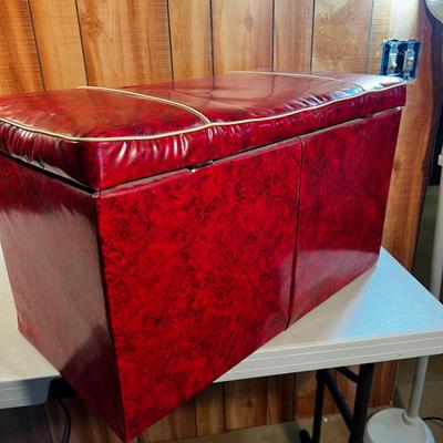 Vinal Trunk RED