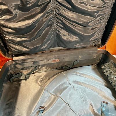 2 Samsonite Pieces of WHITE Luggage