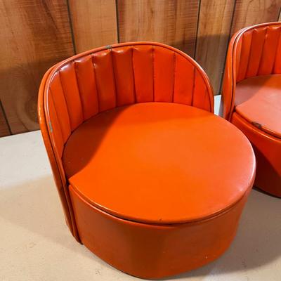 2 VINTAGE Orange Booster Seats