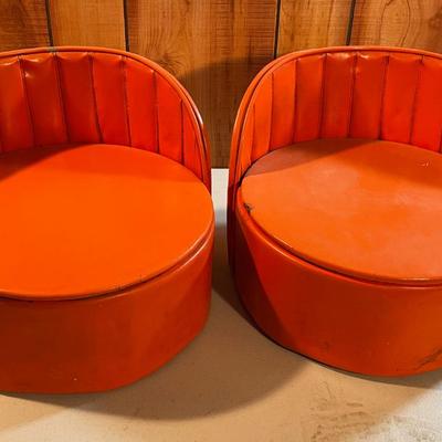 2 VINTAGE Orange Booster Seats