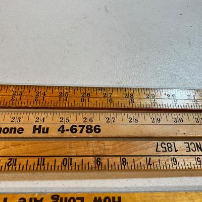 COLLECTION OF Yard Sticks