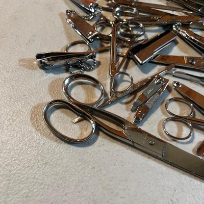 Scissors, Clippers and Tweezers Collection