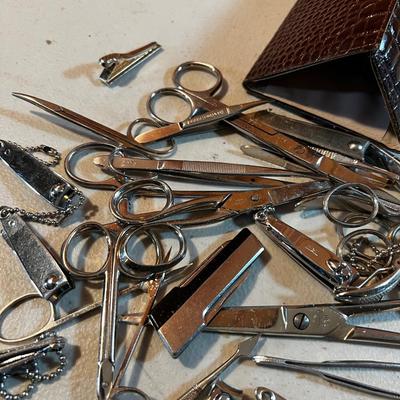 Scissors, Clippers and Tweezers Collection