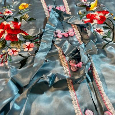 Pretty!  Embroidered  Silk Pajama Set From Japan NEVER WORN