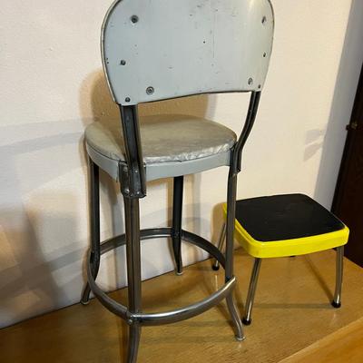 Step Stool (yellow) and Counter Stool (grey) 