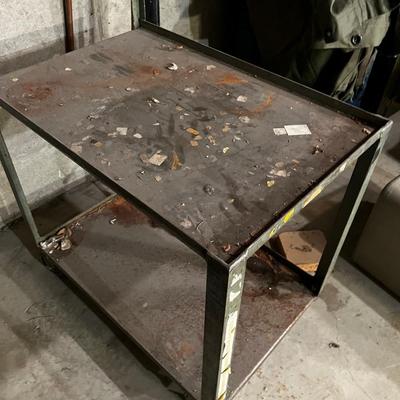 Metal Rolling Cart. 