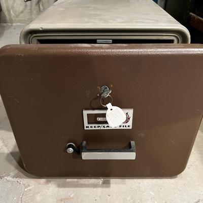 Locking Fire Safe with KEY