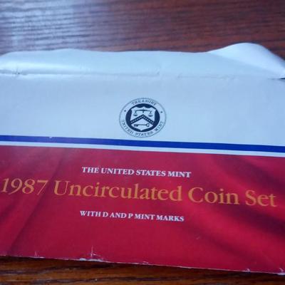 LOT 62   1987 UNCIRCULATED COIN SET
