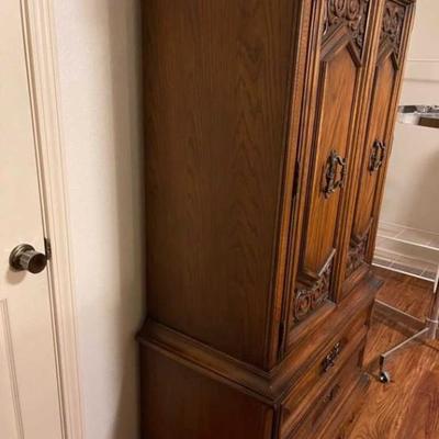 Vintage United Furniture Corporation Wooden Ornate Armoire