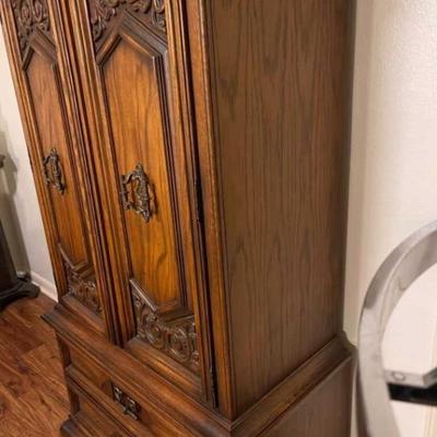Vintage United Furniture Corporation Wooden Ornate Armoire