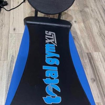 Total Gym XLS Machine Like New Complete Set