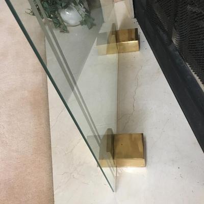 Modern style glass fireplace screen