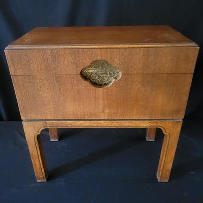 Small Wooden Chest (FR-DW)