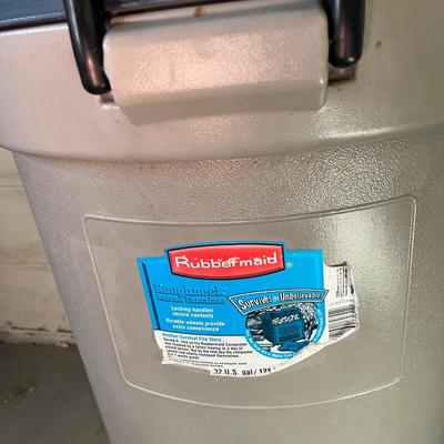 32 Gallon Rubbermaid Wheeled Garbage can & Two Sears Garbage Cans (G-MG)