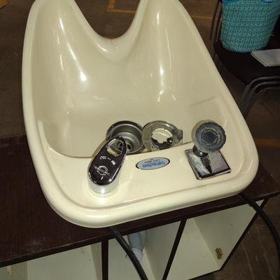Cast Iron Salon Hair Washing Station Sink and Composite Base Choice A