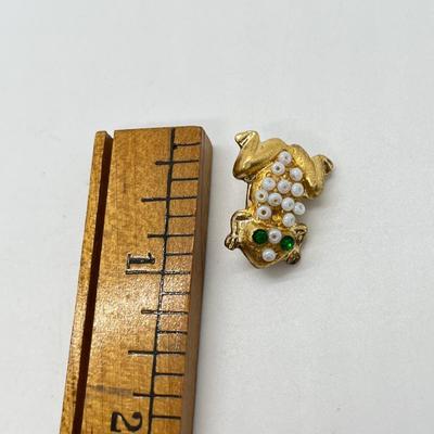 LOT 20: Collection of Frog Pins
