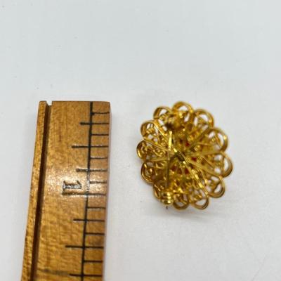 LOT 27: Six Goldtone Pins Crown Trifari and more