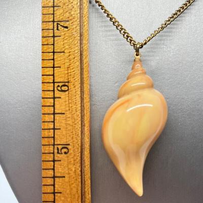 LOT 37: Seashell Themed Necklaces - 20