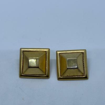 LOT 42: Collection of Vintage Goldtone PIerced Earrings