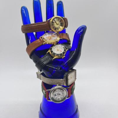 LOT 60: Five Assorted Watches Quess, Lion King, Ravisa 17 jewels and more!