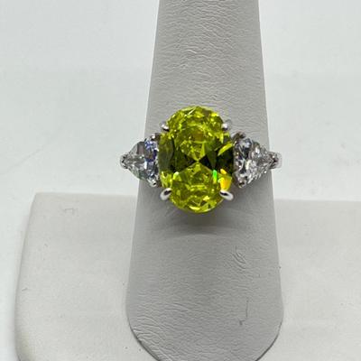LOT 206: Sterling Silver Peridot CZ Cocktail Ring - Size 9.5
