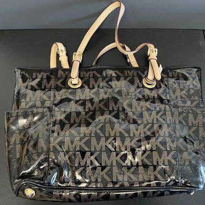 LOT 224: Michael Kors Purse, Tote and Scarf