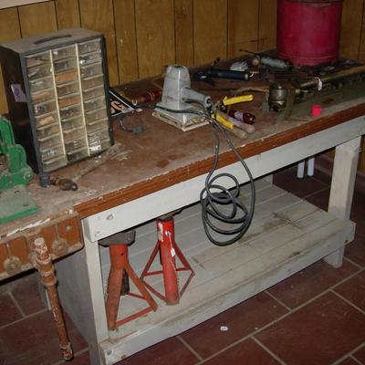 Work Bench with vice very heavy duty..