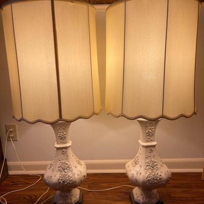 Ceramic Floral Table Lamps Vintage Pair MCM White 70â€™s Mid Century Modern