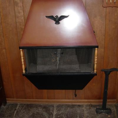 Federal Lighted Heat Blowing Fireplace.