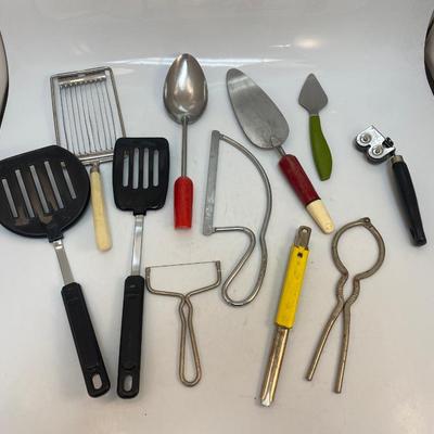 Vintage Lot of Various Kitchen Utensil Serving Pieces Gadgets