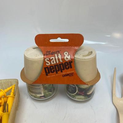 Retro Kitchen Plastic Serving Utensils Salt & Pepper Shakers Corn Holders