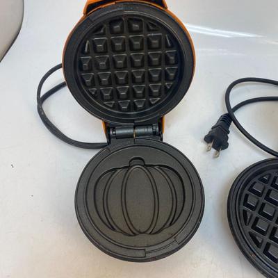 Pair of Mini Waffle Makers Regular Pumpkin Shaped