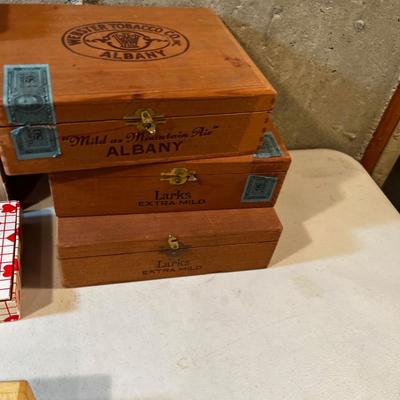 Cigar box, chocolate boxes and tins 