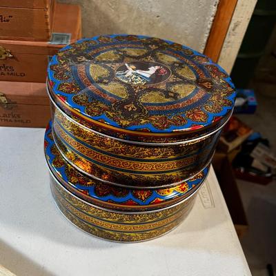 Cigar box, chocolate boxes and tins 