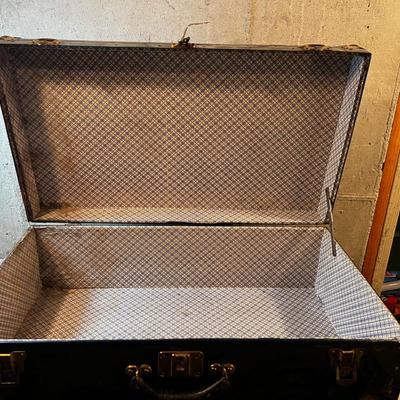 Old Metal Trunk Blue 