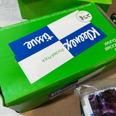 Little tissues for pocket