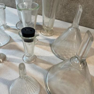 Beakers, GLASS Funnels