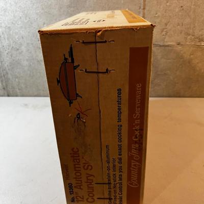 12" Automatic NEW IN THE BOX Skillet