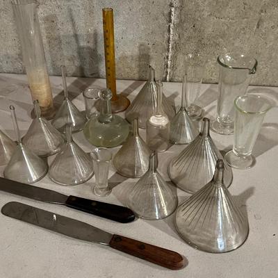 Glass Funnels, Beakers etc. 