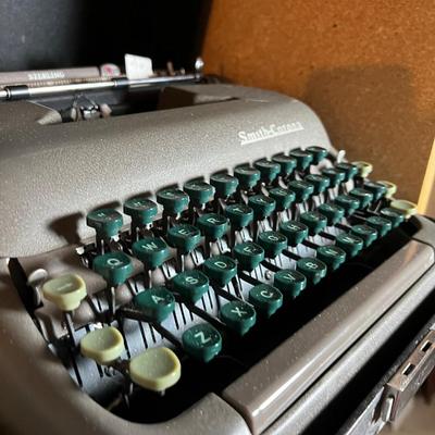 Smith Corona Sterling Portable 