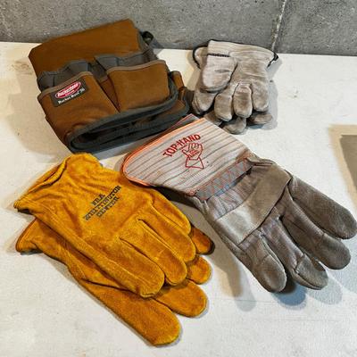 Bucket Boss (NEW)  and Work Gloves (3 pair) 